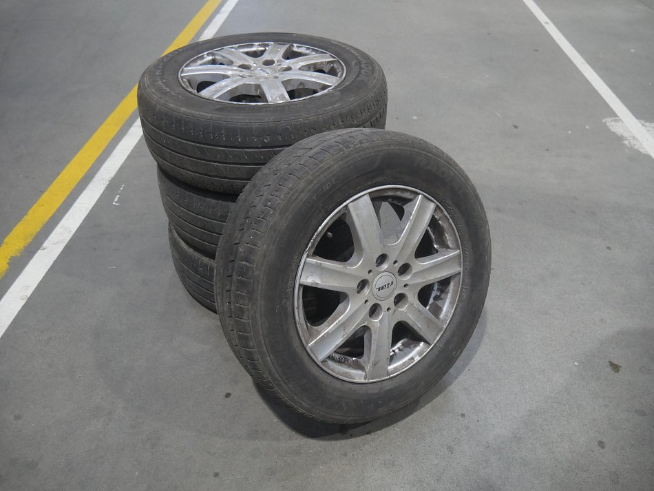 Volkswagen Transporter 2.0TDi  T6 L2 9míst