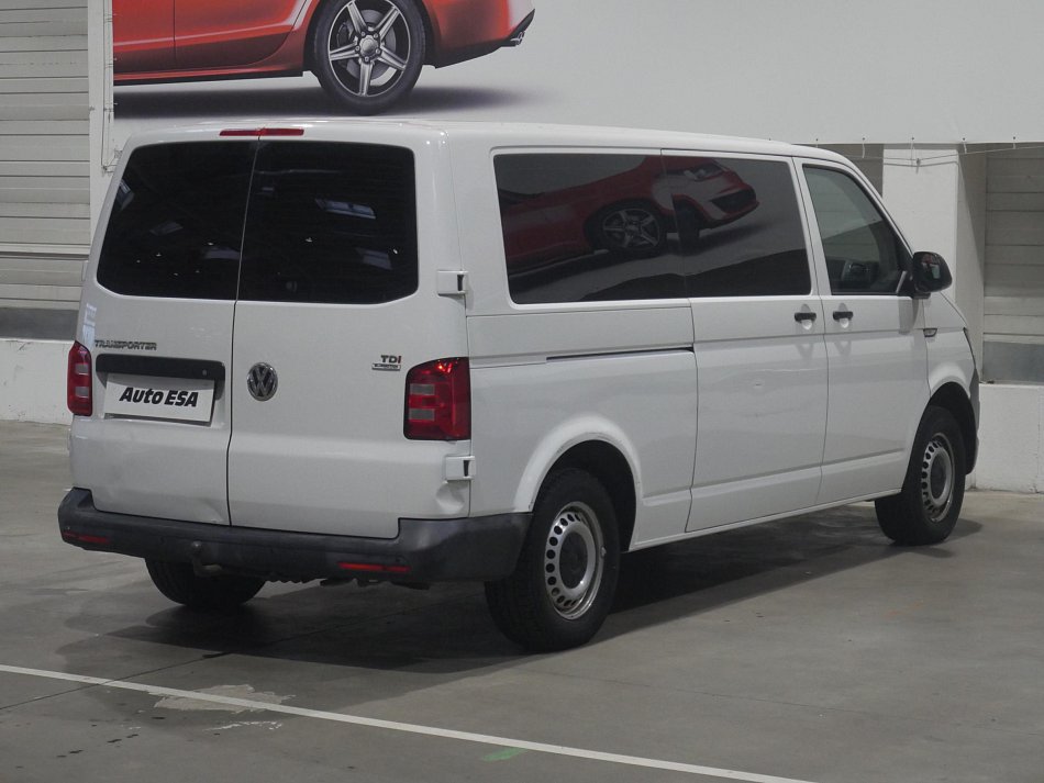 Volkswagen Transporter 2.0TDi  T6 L2 9míst