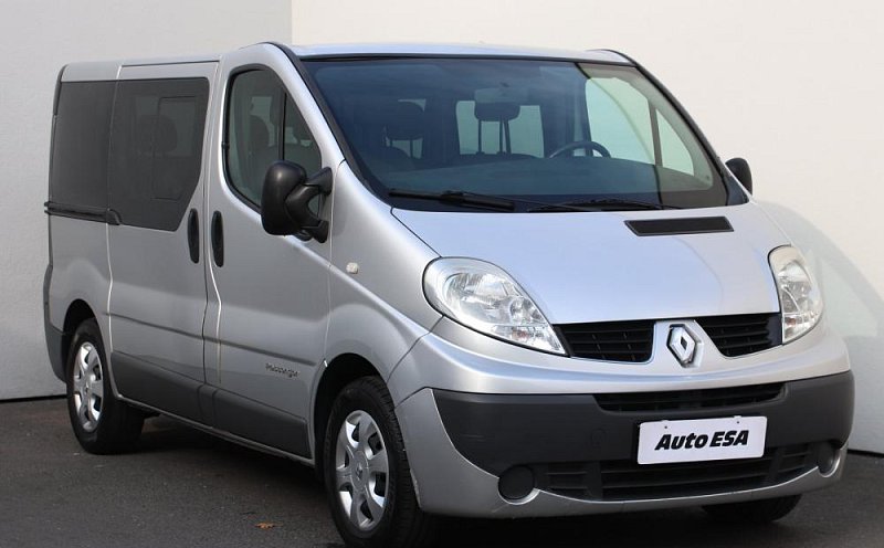 Renault Trafic 2.0dCi  6míst