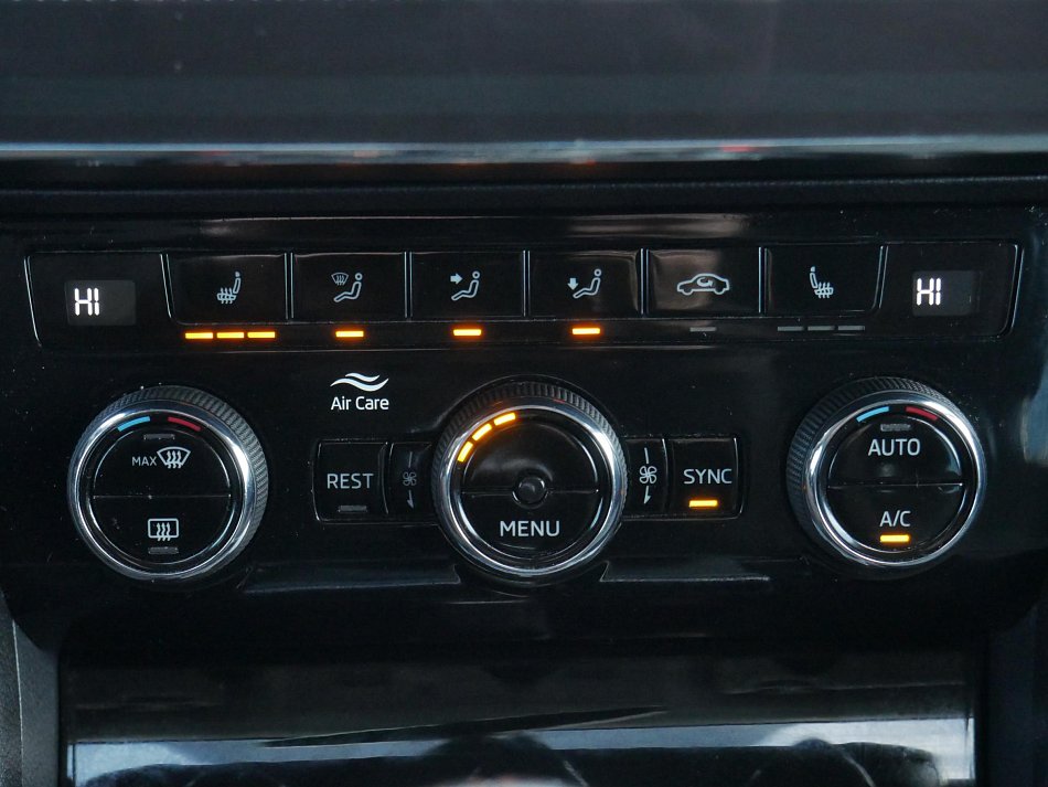 Škoda Superb III 2.0TDI Ambition