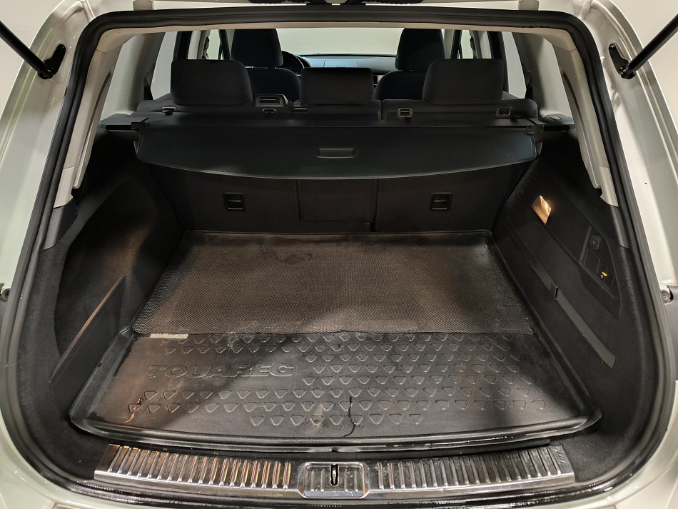 Volkswagen Touareg 3.0TDi  4Motion