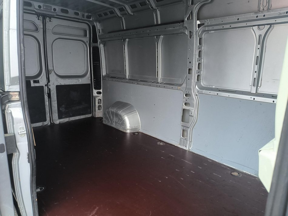 Peugeot Boxer 2.0HDi  L3H2