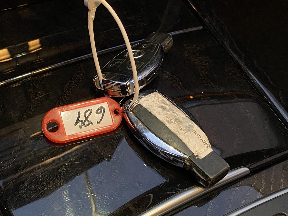 Mercedes-Benz Třída E 3.0 CDi Avantgarde E350, 4M