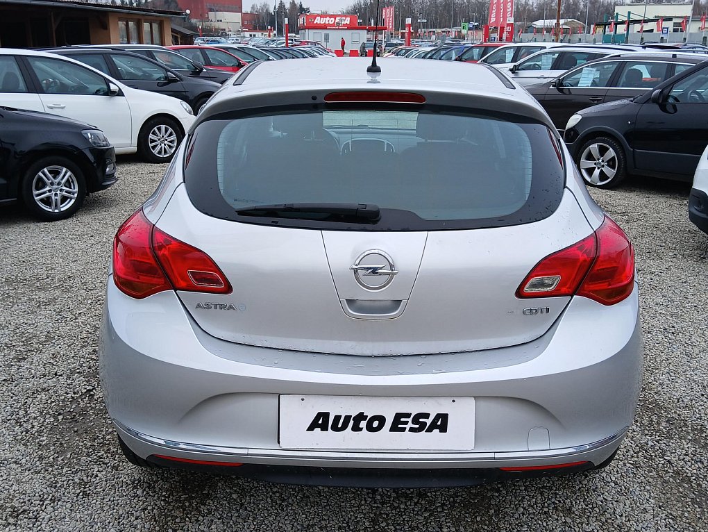 Opel Astra 1.6 CDTi 
