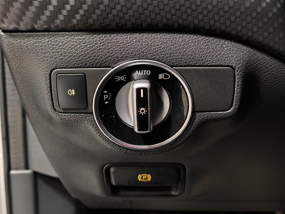 Mercedes-Benz Třída A 2.0T Sport A220 4Mat