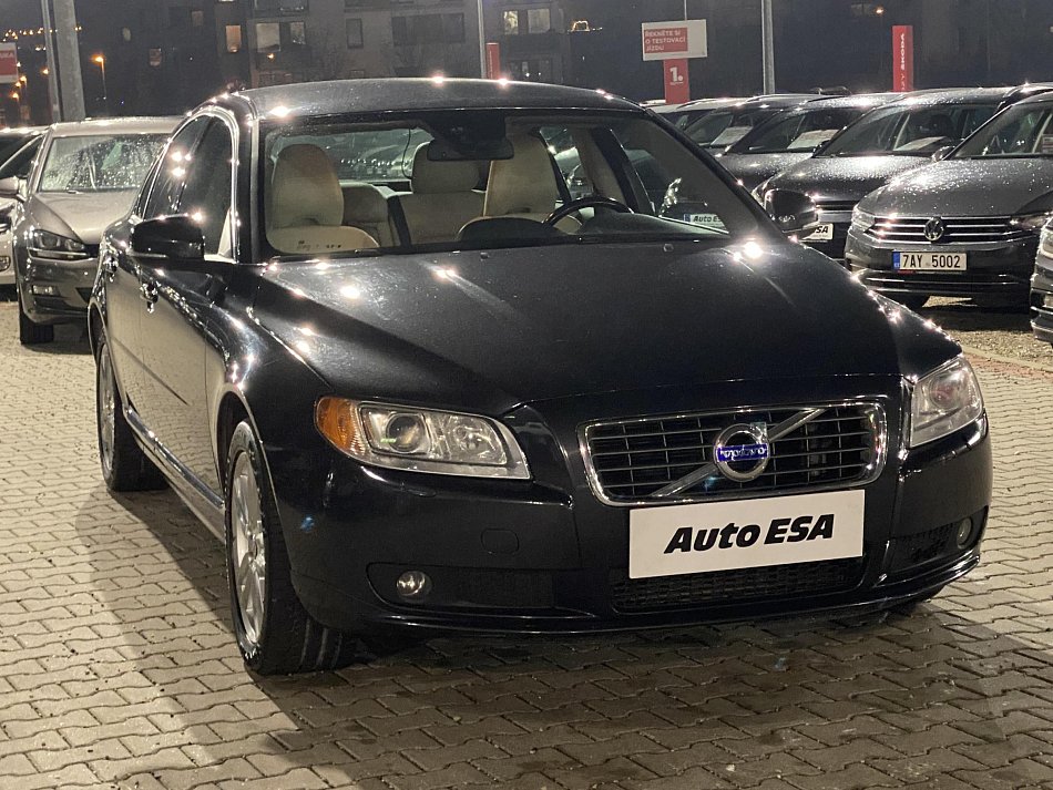 Volvo S80 2.4 D5 Momentum AWD