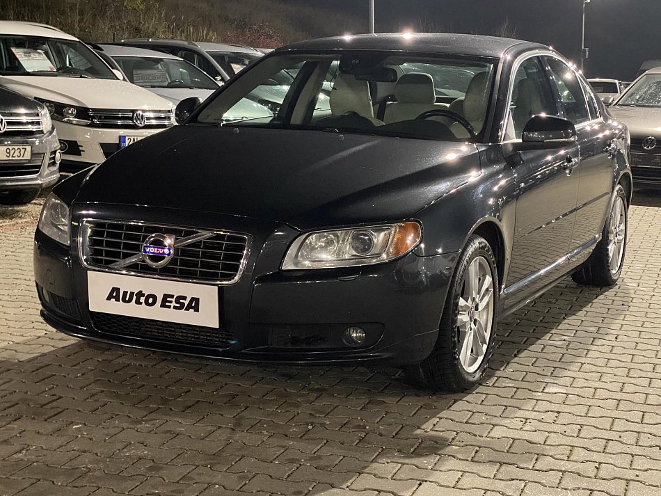 Volvo S80 2.4 D5 Momentum AWD