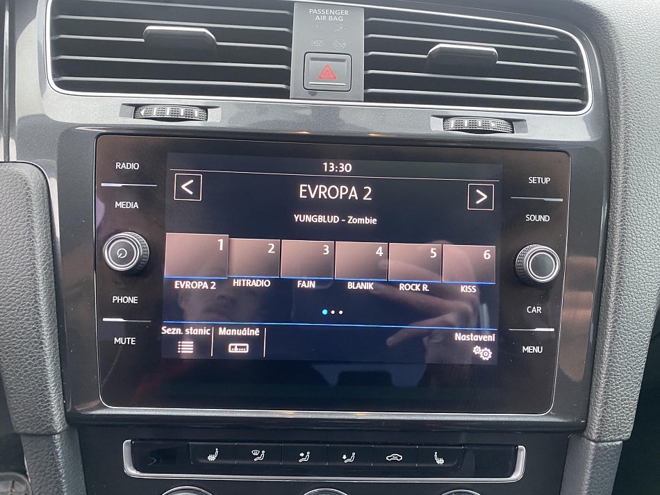 Volkswagen Golf 1.0 TSI 