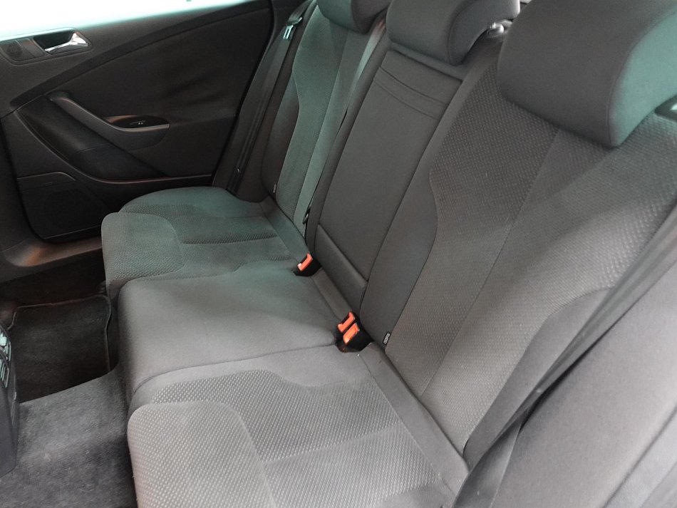 Volkswagen Passat 1.9 TDi  VARIANT