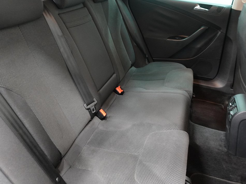 Volkswagen Passat 1.9 TDi  VARIANT