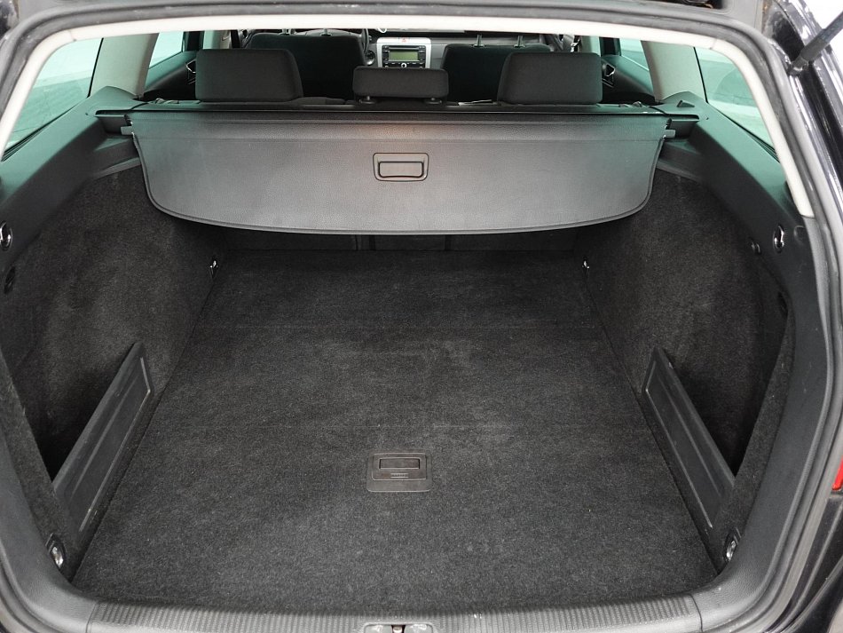 Volkswagen Passat 1.9 TDi  VARIANT