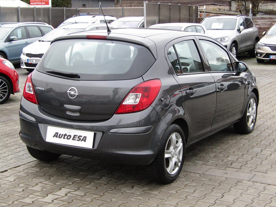 Opel Corsa 1.2 