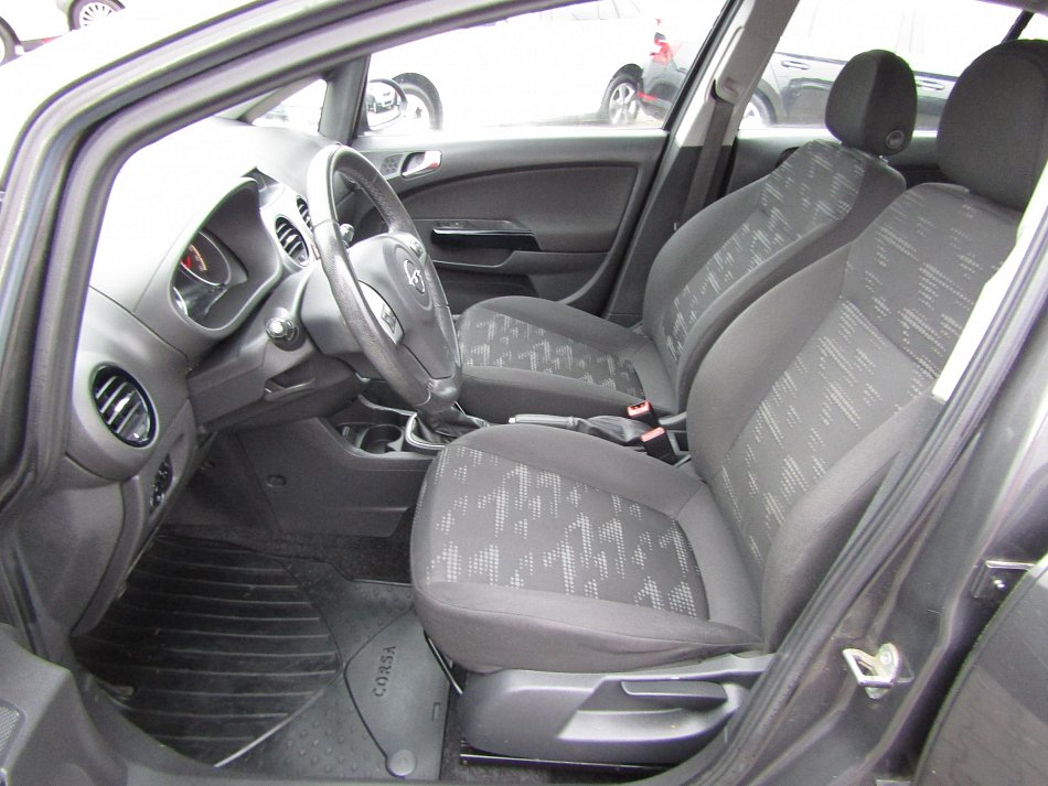 Opel Corsa 1.2 