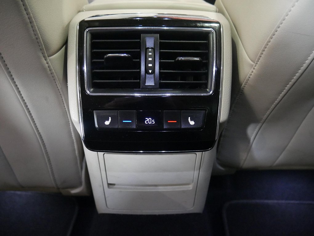 Škoda Superb III 2.0TDi L&K