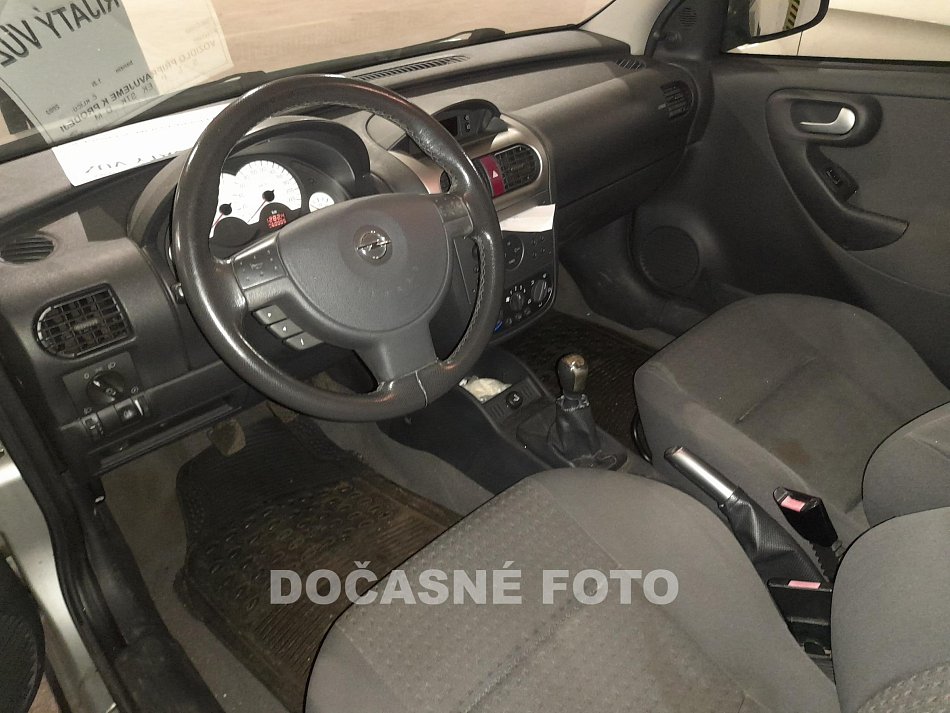 Opel Corsa 1.2i 