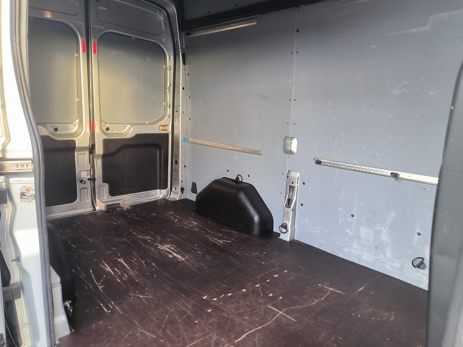 Ford Transit 2.2TDCi Trend L2H3