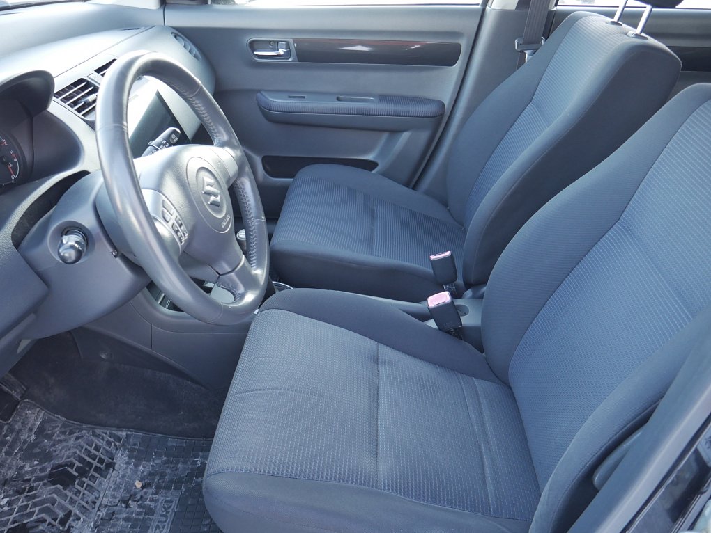 Suzuki Swift 1.3i  4x4