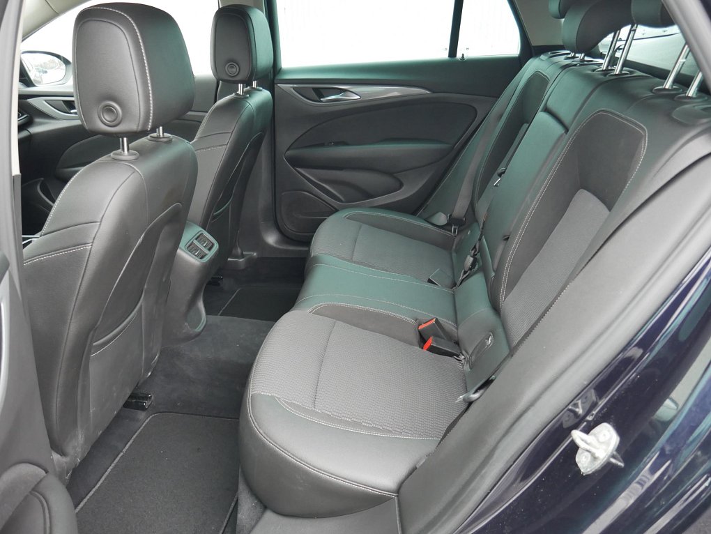 Opel Insignia 2.0CDTi 