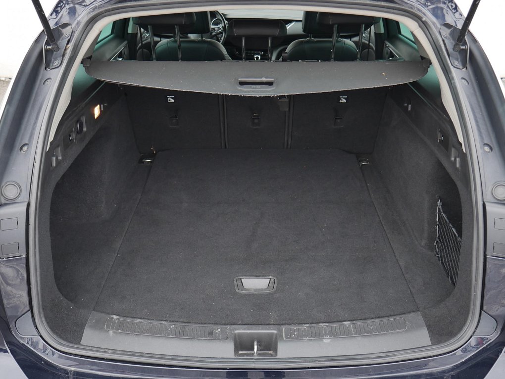 Opel Insignia 2.0CDTi 