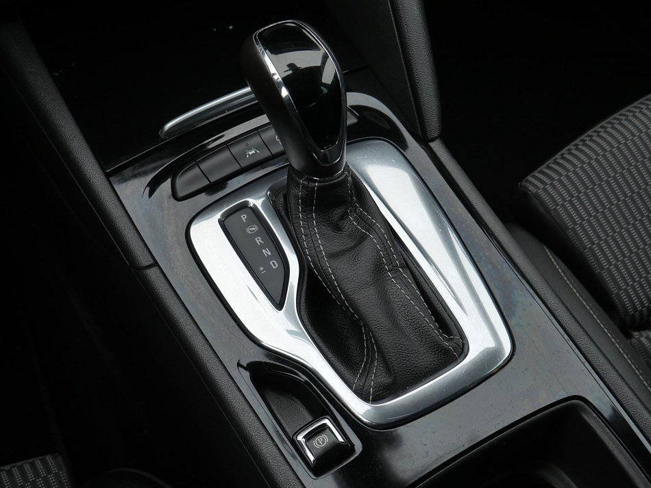 Opel Insignia 2.0CDTi 