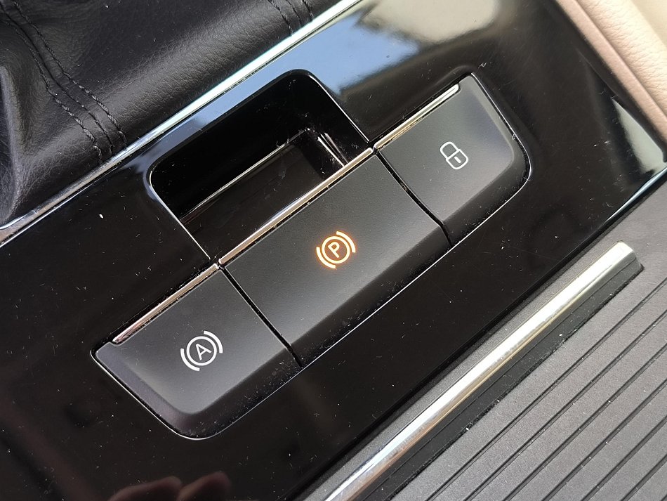 Škoda Superb III 2.0TDi L&K