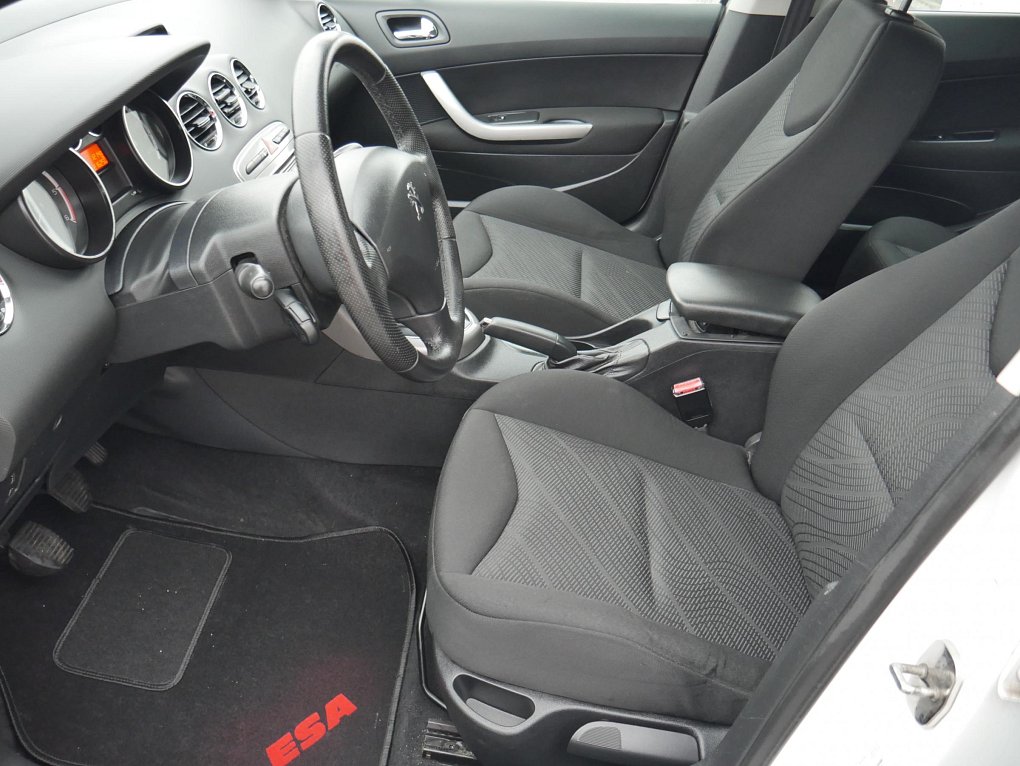 Peugeot 308 1.6 HDi 