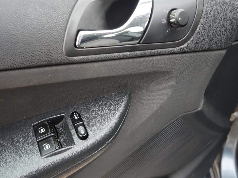 Škoda Fabia I 1.2 12V 