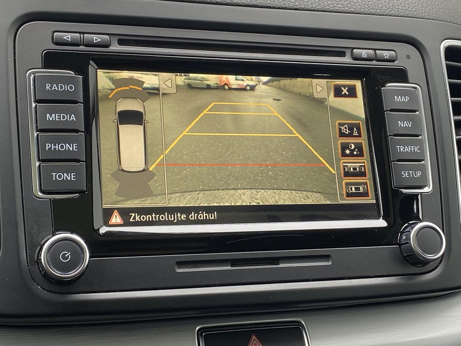Volkswagen Sharan 2.0 TDi 