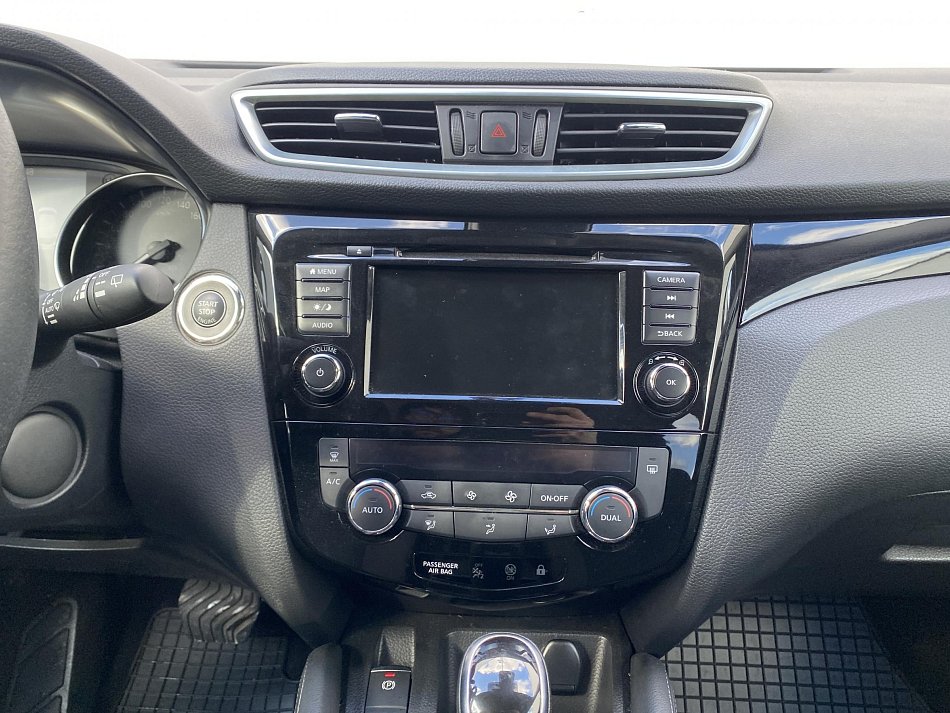 Nissan Qashqai 1.3 DiG-T N-Connecta