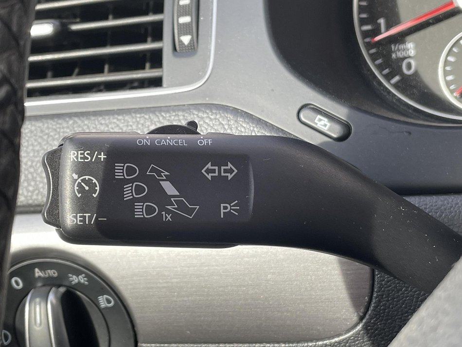 Volkswagen Jetta 1.4 TSi Highline