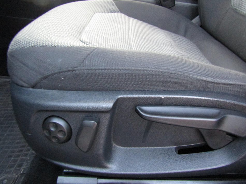 Volkswagen Passat 1.6 TDi 