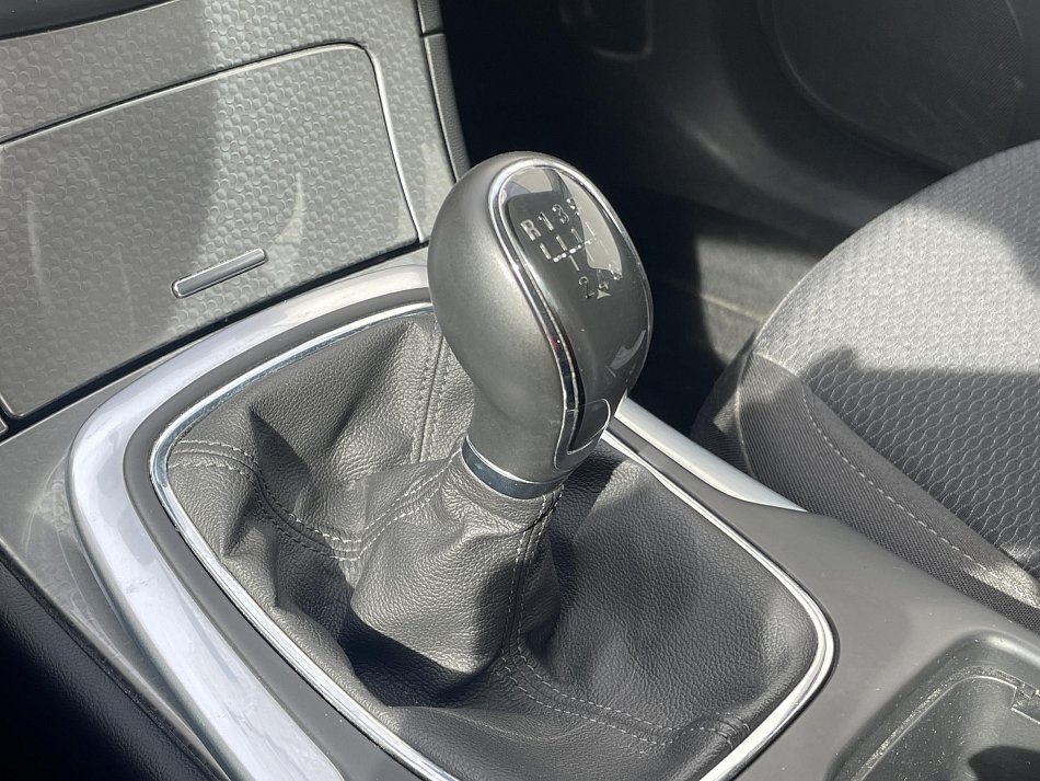 Opel Insignia 2.0 CDTi 