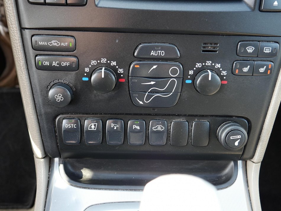 Volvo XC90 2.5 T  AWD 7míst