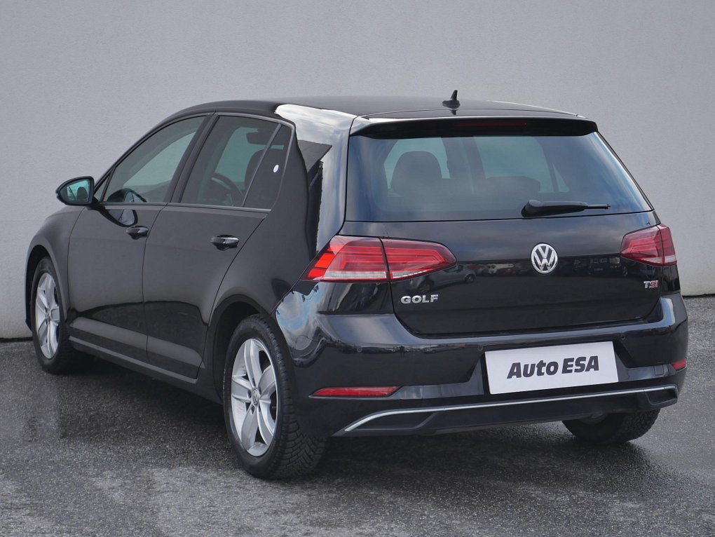 Volkswagen Golf 1.4 TSI 