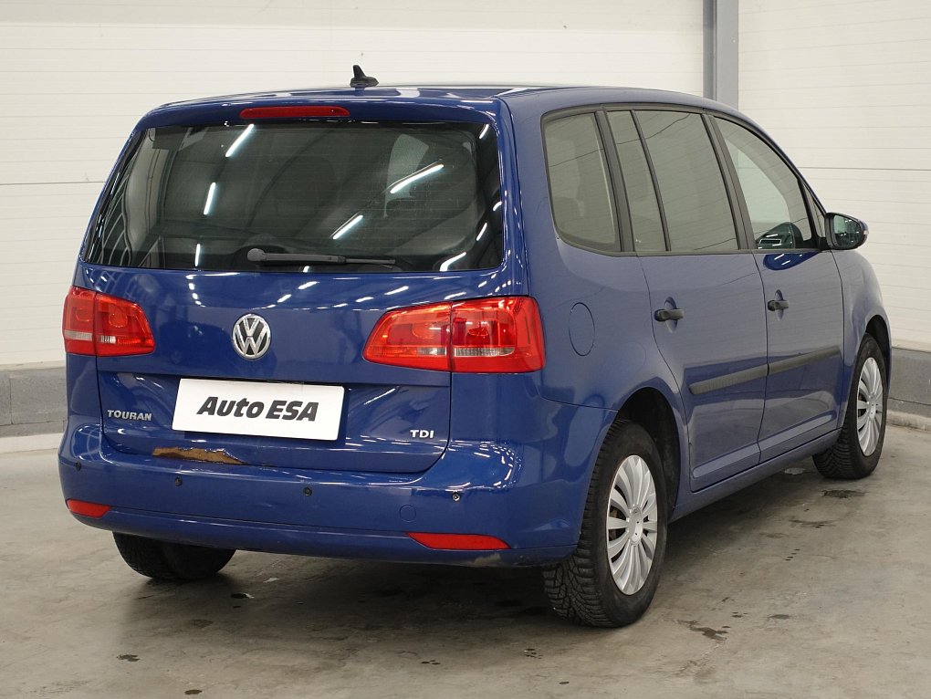 Volkswagen Touran 1.6 TDi 