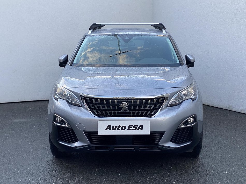 Peugeot 3008 1.2PT 