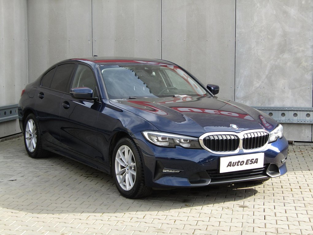 BMW Řada 3 2.0 D Sport Line 320d xDrive