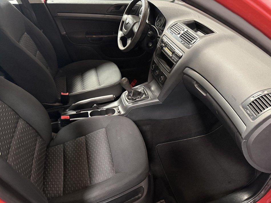 Škoda Octavia II 1.4 TSi Active