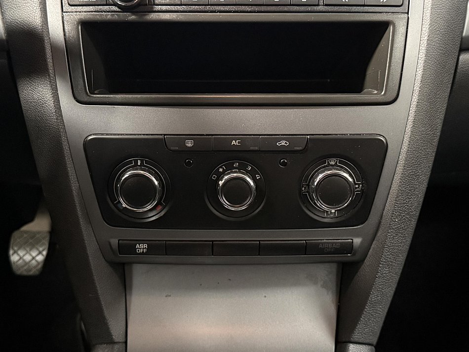 Škoda Octavia II 1.4 TSi Active