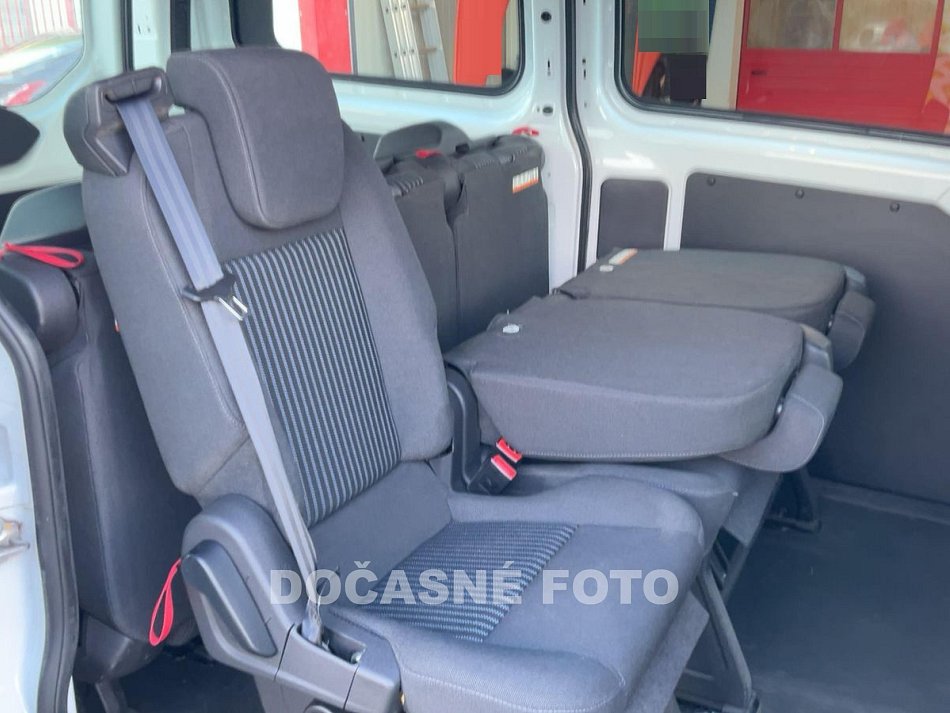 Ford Transit Custom 2.2TDCi Trend 8míst