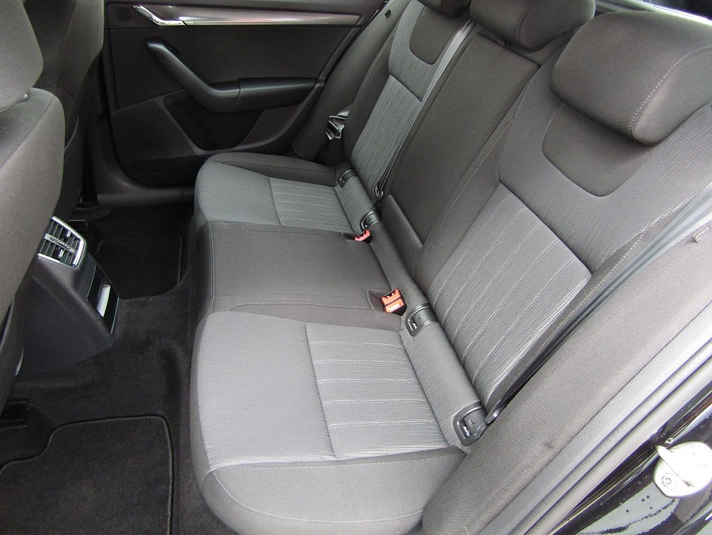 Škoda Octavia III 2.0 TDi Style