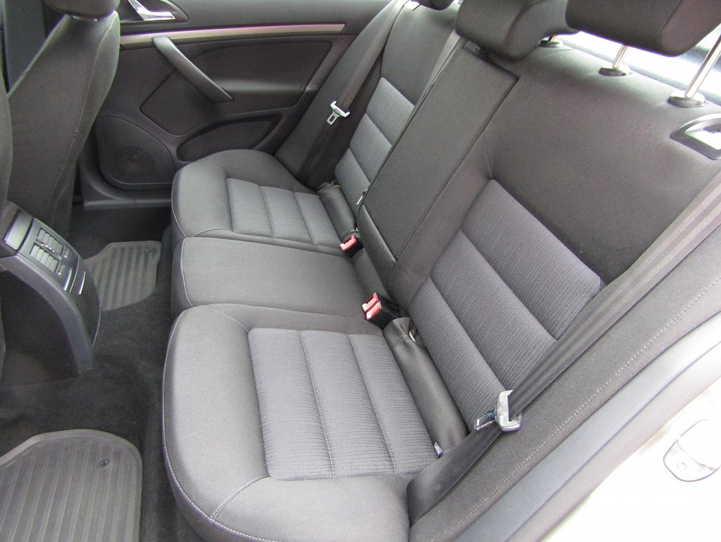 Škoda Octavia II 1.6FSi 