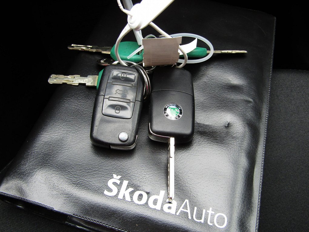 Škoda Octavia II 1.6FSi 