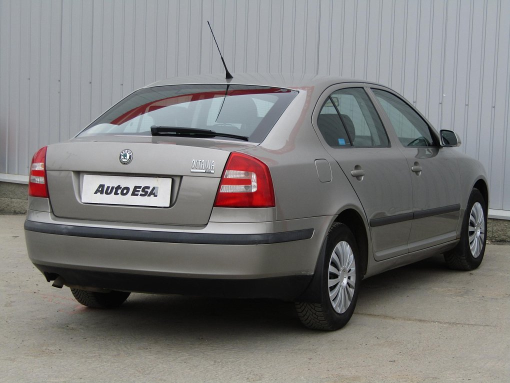Škoda Octavia II 1.6FSi 