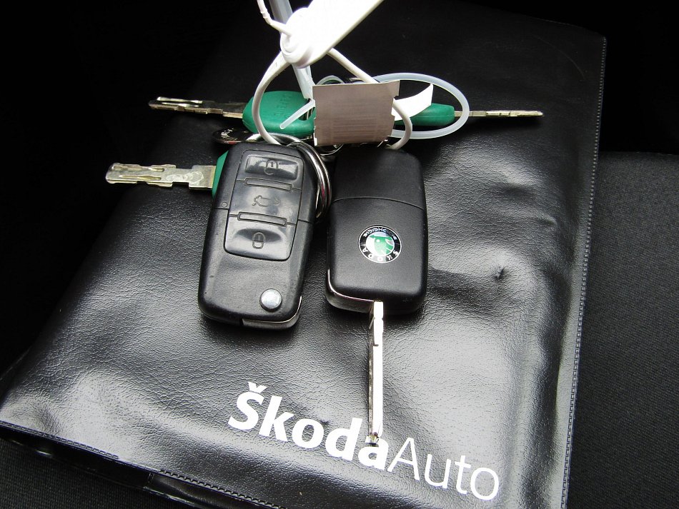 Škoda Octavia II 1.6FSi 