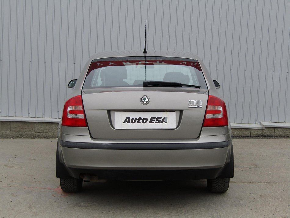 Škoda Octavia II 1.6FSi 