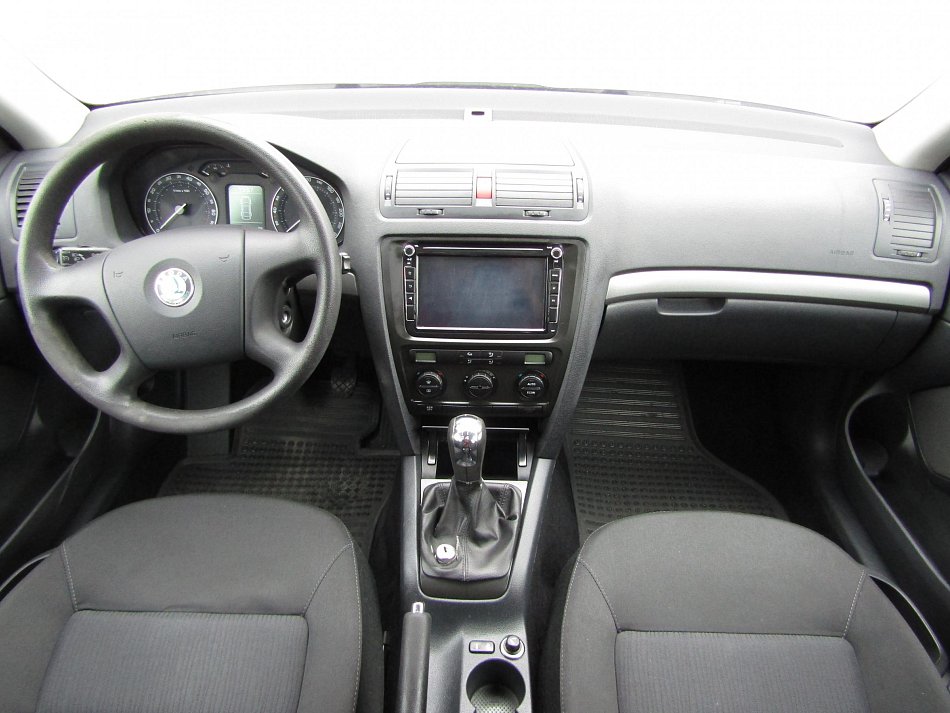 Škoda Octavia II 1.6FSi 