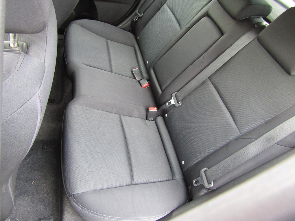 Mazda 3 1.6 i 