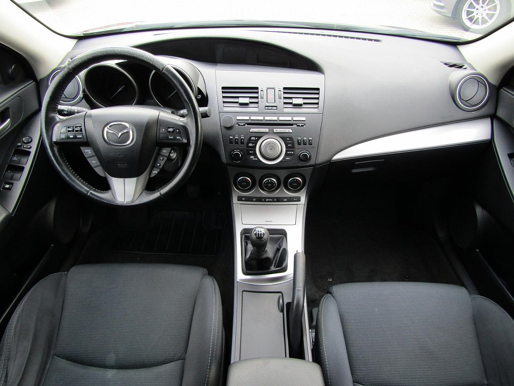 Mazda 3 1.6 i 