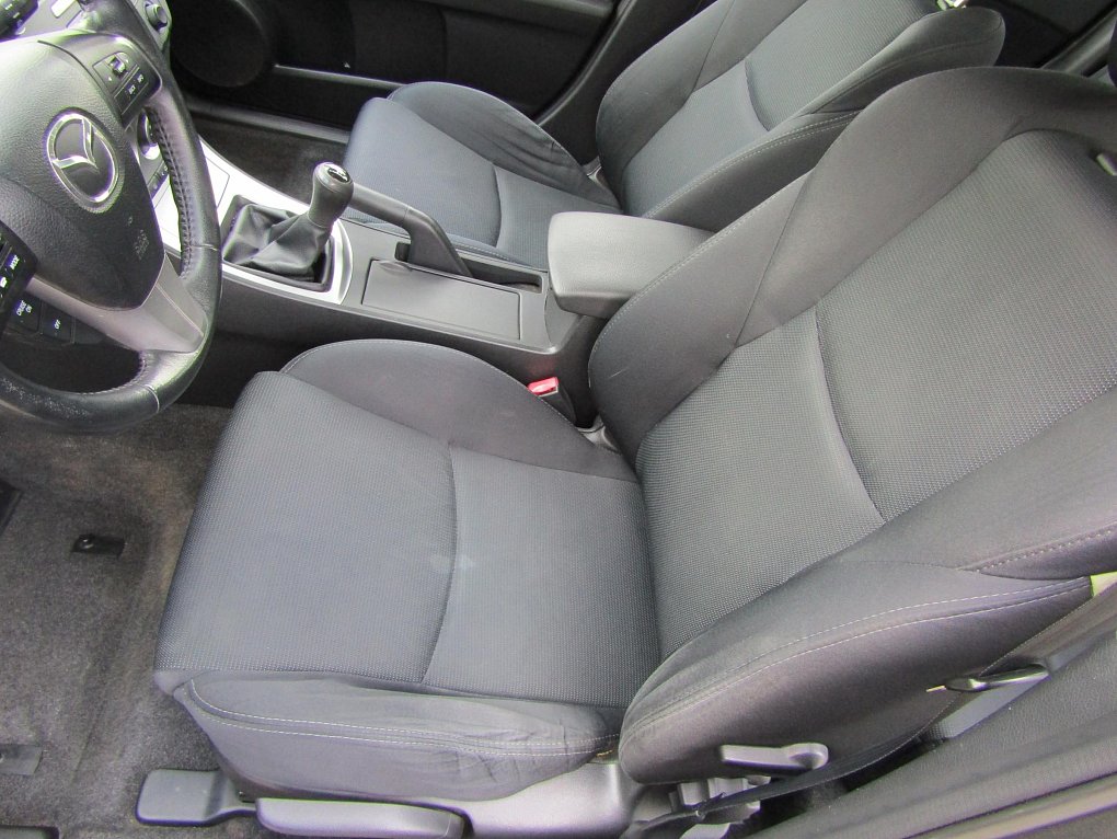 Mazda 3 1.6 i 